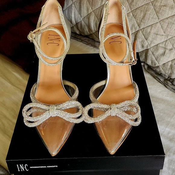 Shoes - Picture 3 of 3